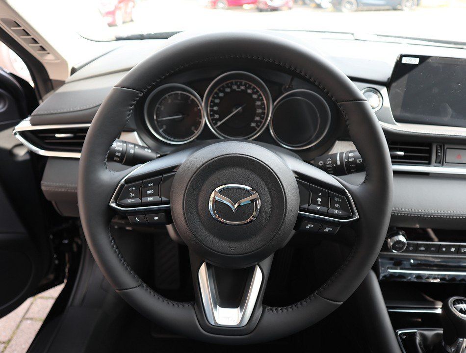 Fahrzeugabbildung Mazda 6 Exclusive-Line G-165 NAVI ACAA 360° MATRIX BOS