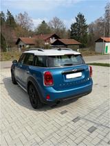 MINI Cooper Countryman - MINI Countryman Series: Blau