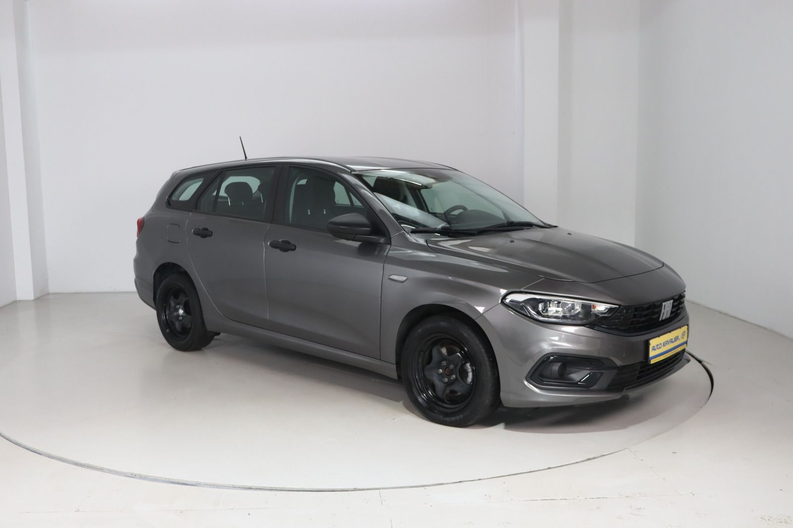 Fahrzeugabbildung Fiat Tipo * Navi * HU/AU neu * Tempomat