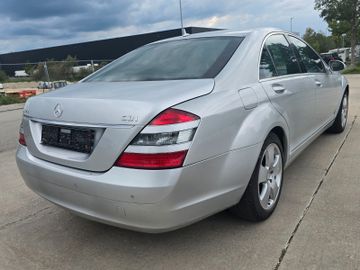 Mercedes S 320 - 9
