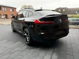 BMW X4 M Competition I HUD I PANO I 360 I H&K - schwarze BMW X4 M