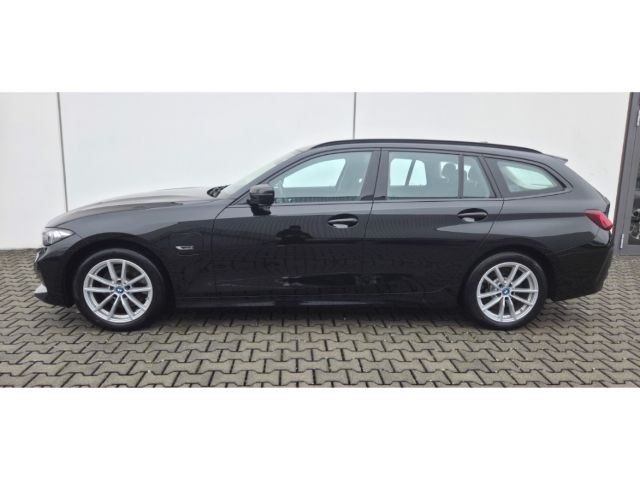BMW 320 e Touring AHK SHZ PDC Tempomat LCPlus WidScr foto 4