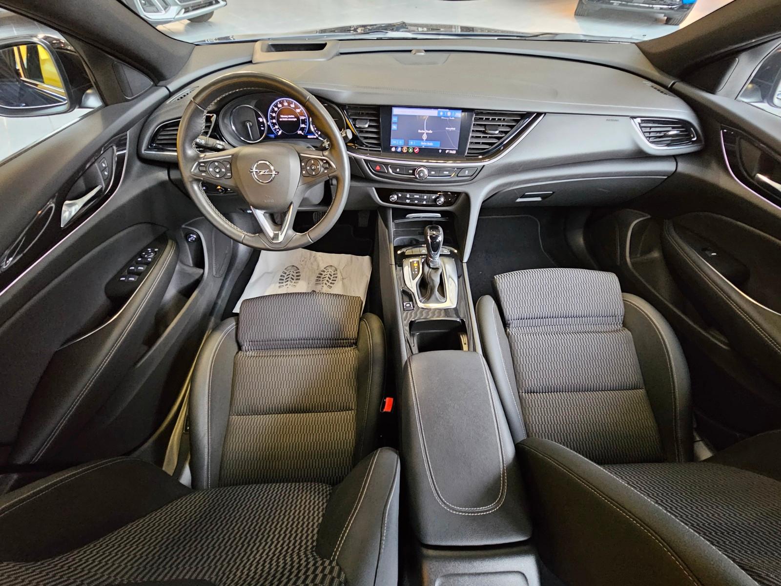 Opel Insignia B ST 2.0 Elegance Massage ACC AHK