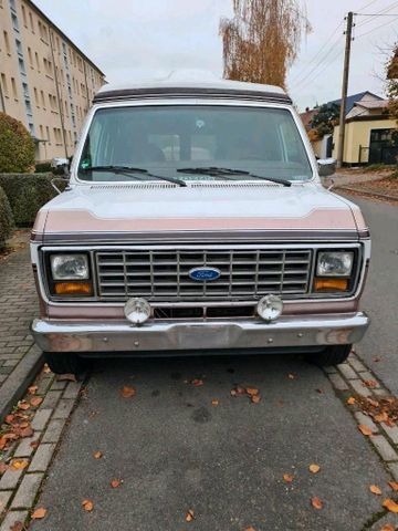 Ford econoline 150 Grand System     5.0 V8