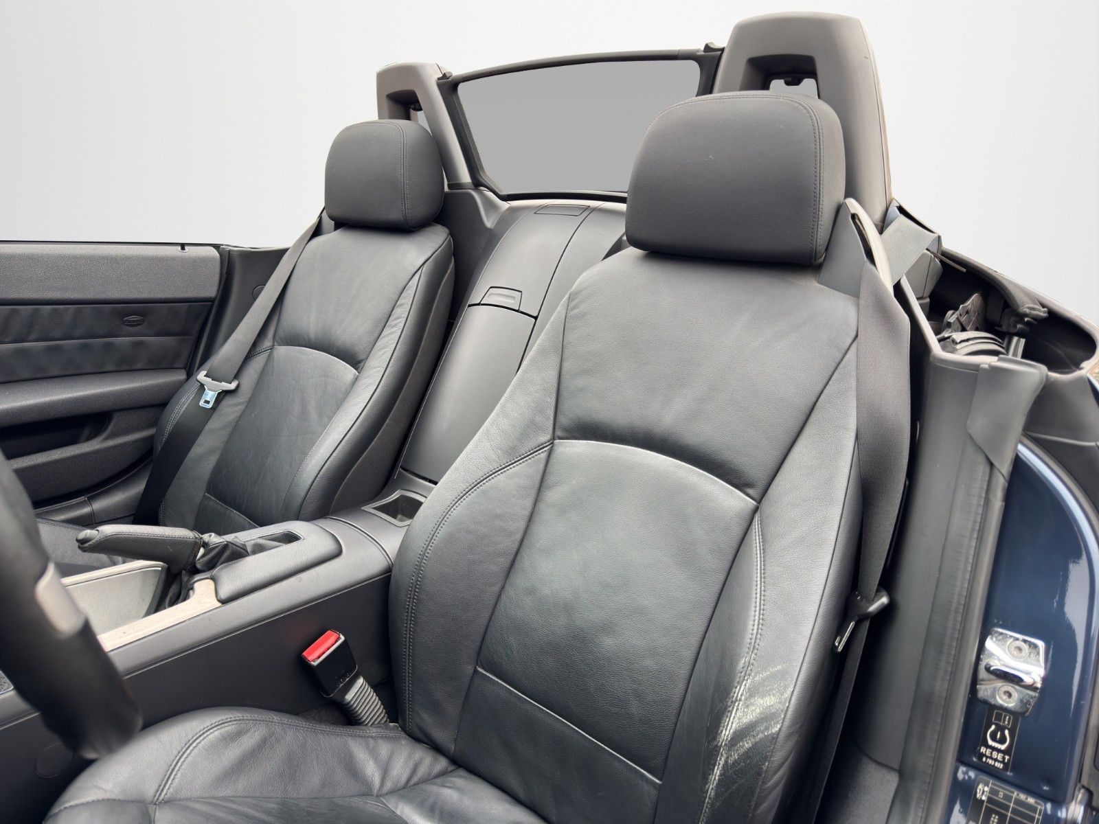 Fahrzeugabbildung BMW Z4 ROADSTER 2.5i LEDER KLIMA SITZH MEMORY 1.HD