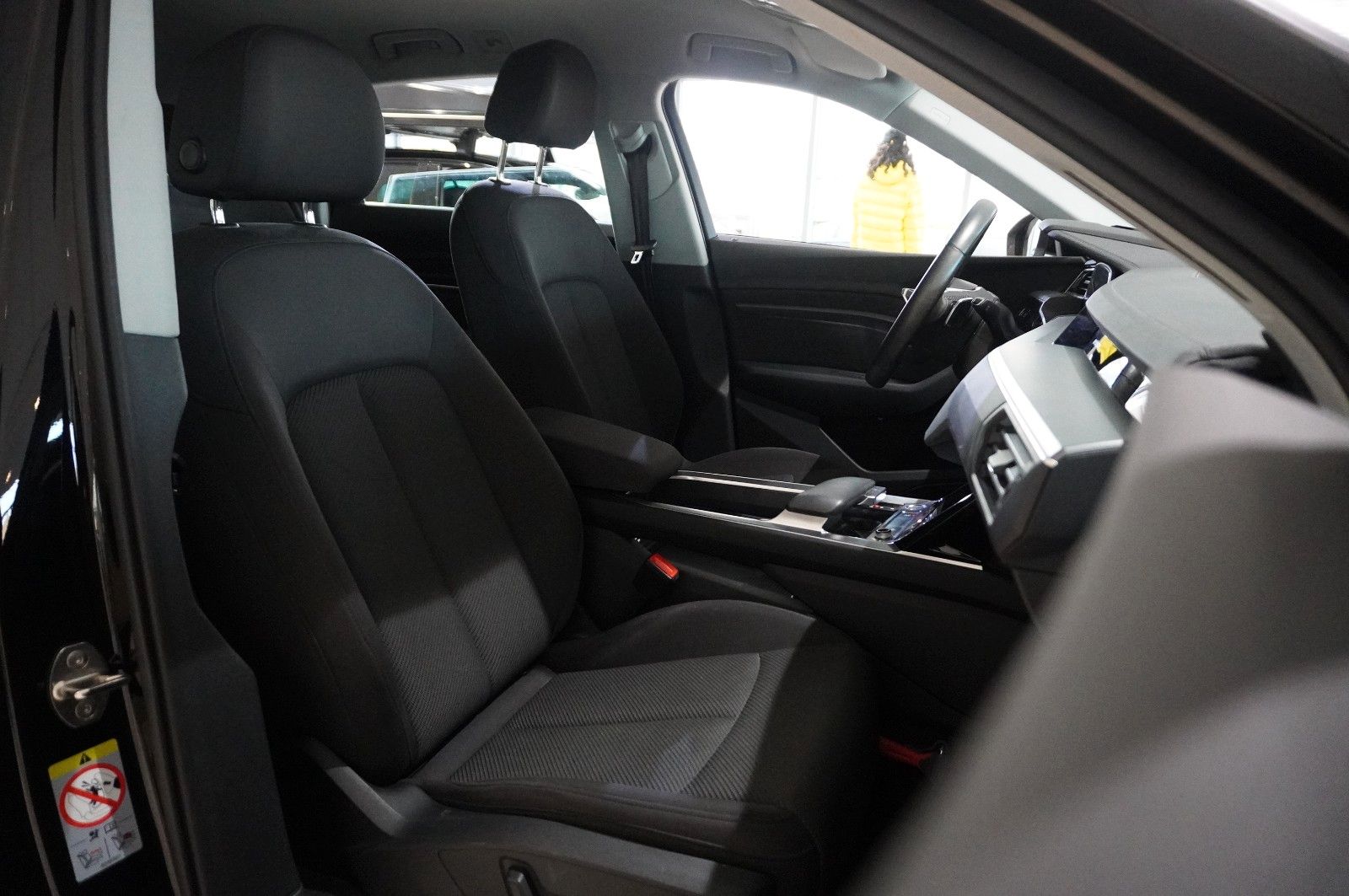 Fahrzeugabbildung Audi e-tron 50 quattro ADVANCED NAVI/LED/SPORT/SH/DAB