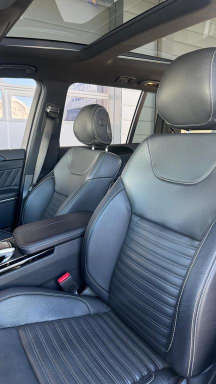 Mercedes-Benz GLS 500