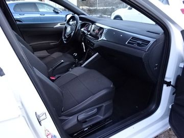 Fotografie 14 des VW Polo 1.0 TSI Highline *Navi*el.Sp.ankl.*ACC*Clim