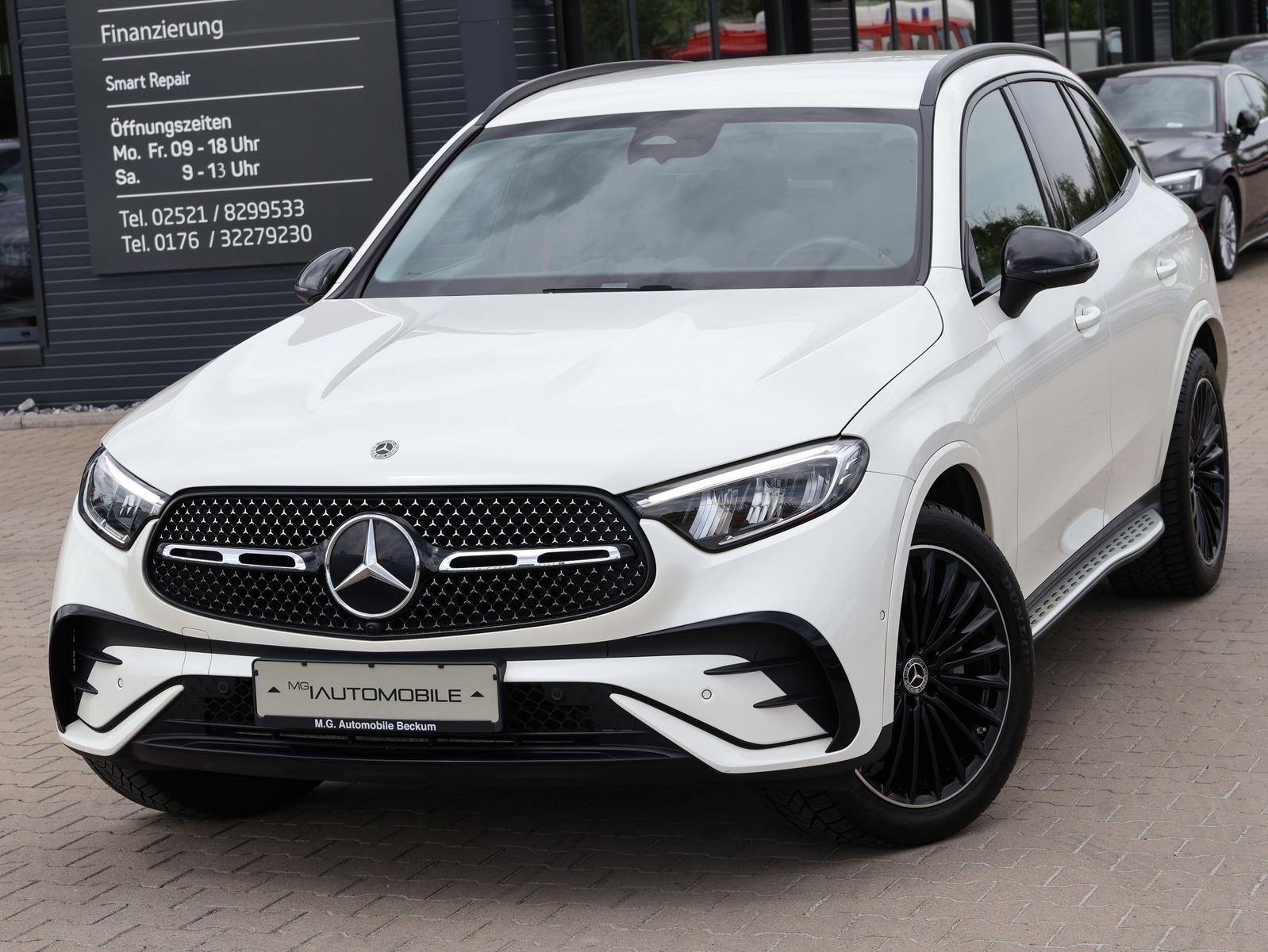 MERCEDES-BENZ GLC 220 d 4Matic AMG Line - NIGHT / 20" / KAMERA