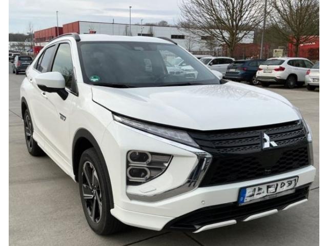 Mitsubishi Eclipse Cross Plus Select Black Hybrid 4WD 2.4 M