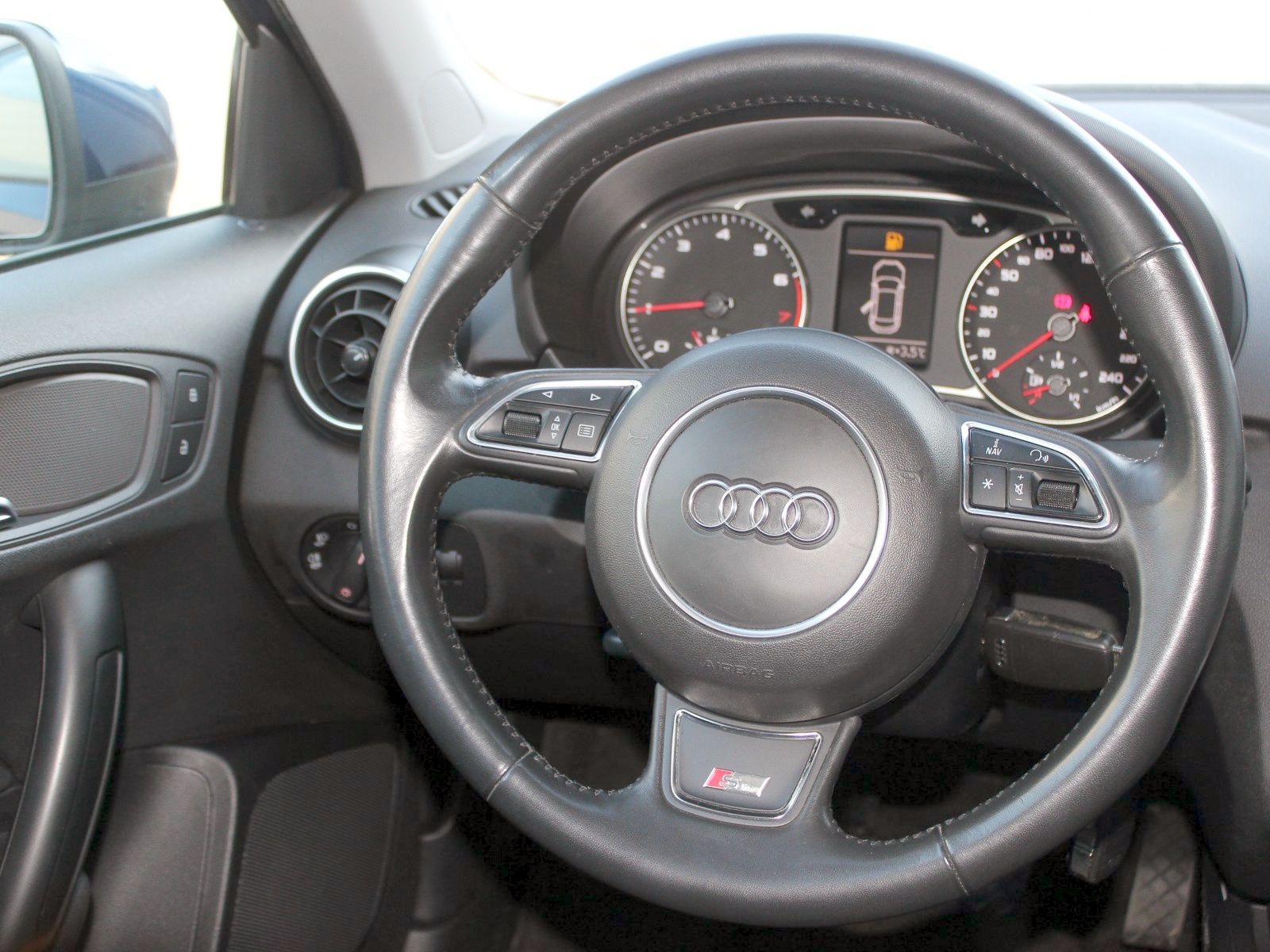 Fahrzeugabbildung Audi A1 basis ultra 1,0 TFSi
