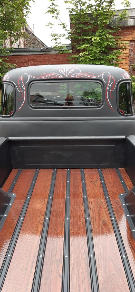 Chevrolet 3100 Shortbed Pick Up