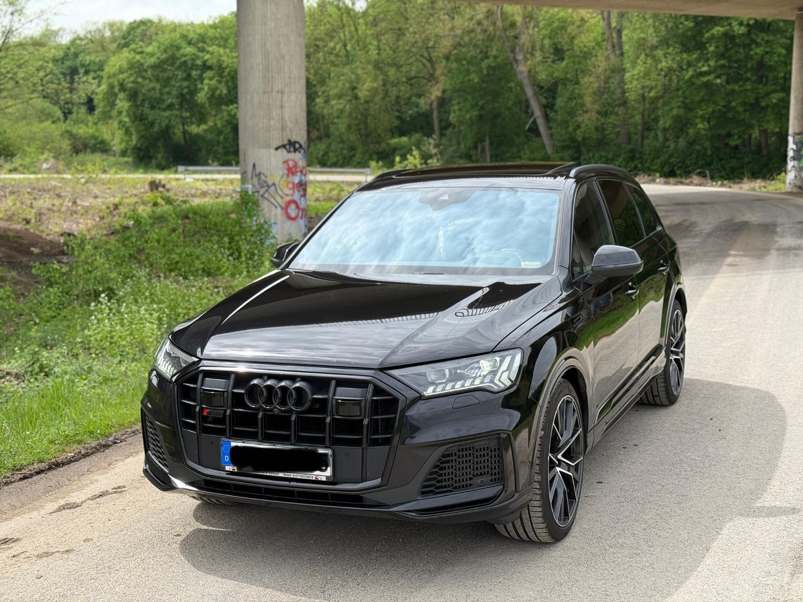 Audi SQ7 4.0 TDI quattro 7 Sitze B&O Massage Allblack