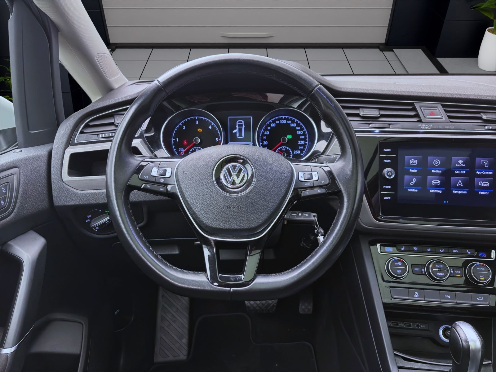 Volkswagen Touran - Bild 11