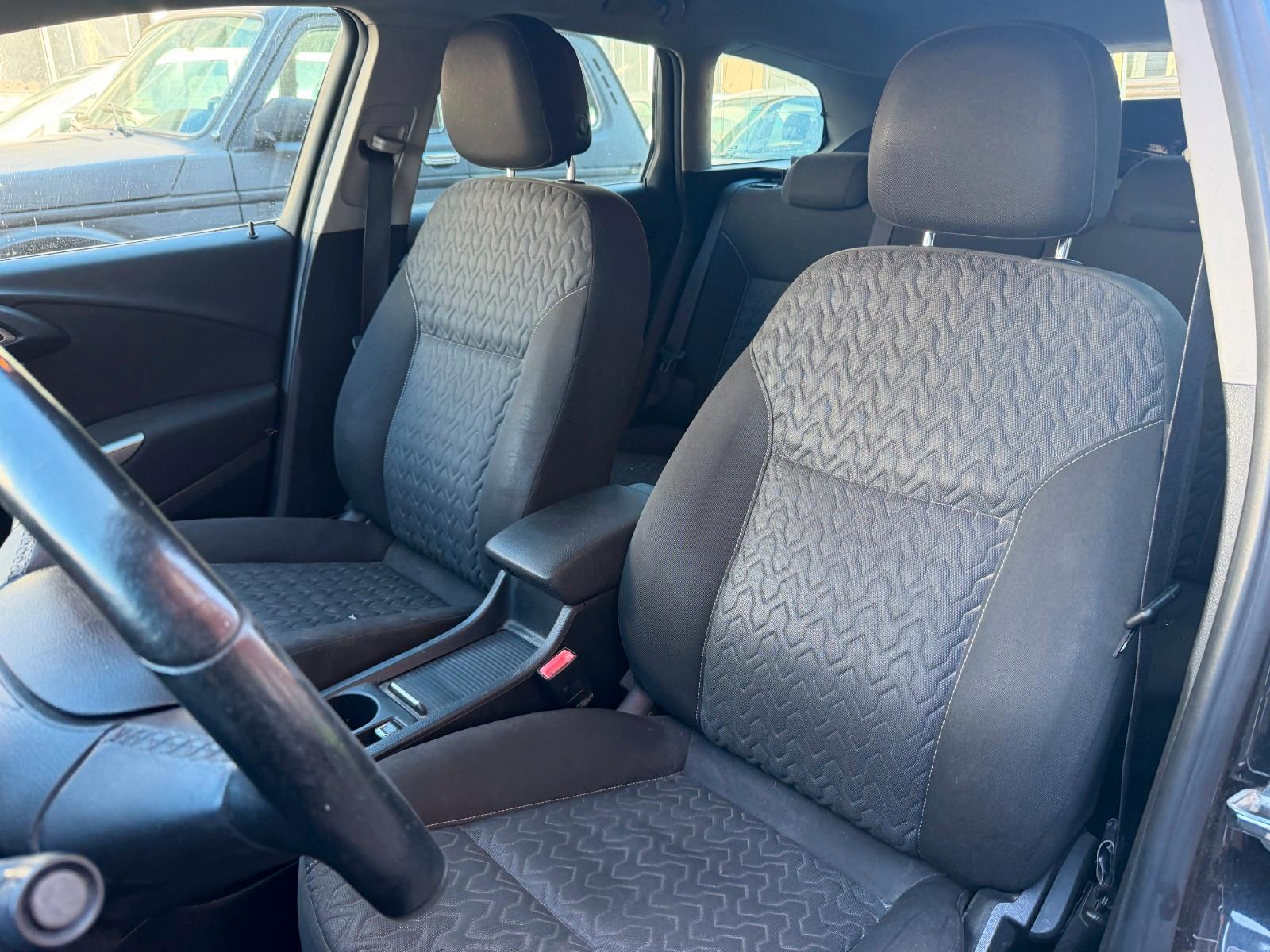Opel Astra 2013 — photo 12