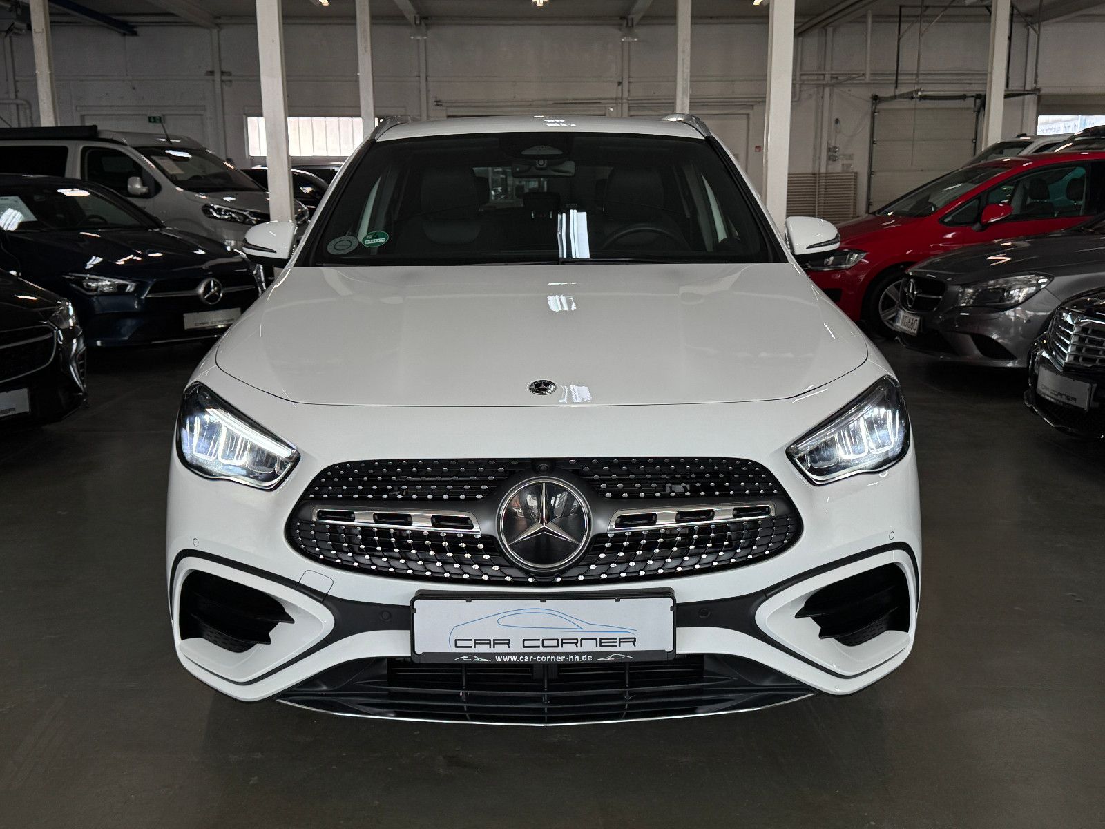 Fahrzeugabbildung Mercedes-Benz GLA 200 d 8GT AMG LINE PLUS MBUX DISTRONIC 19ALU
