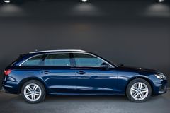 AUDI A4 Avant 45 TDI quattro Advanced*STHZ*HUD*AHK*17