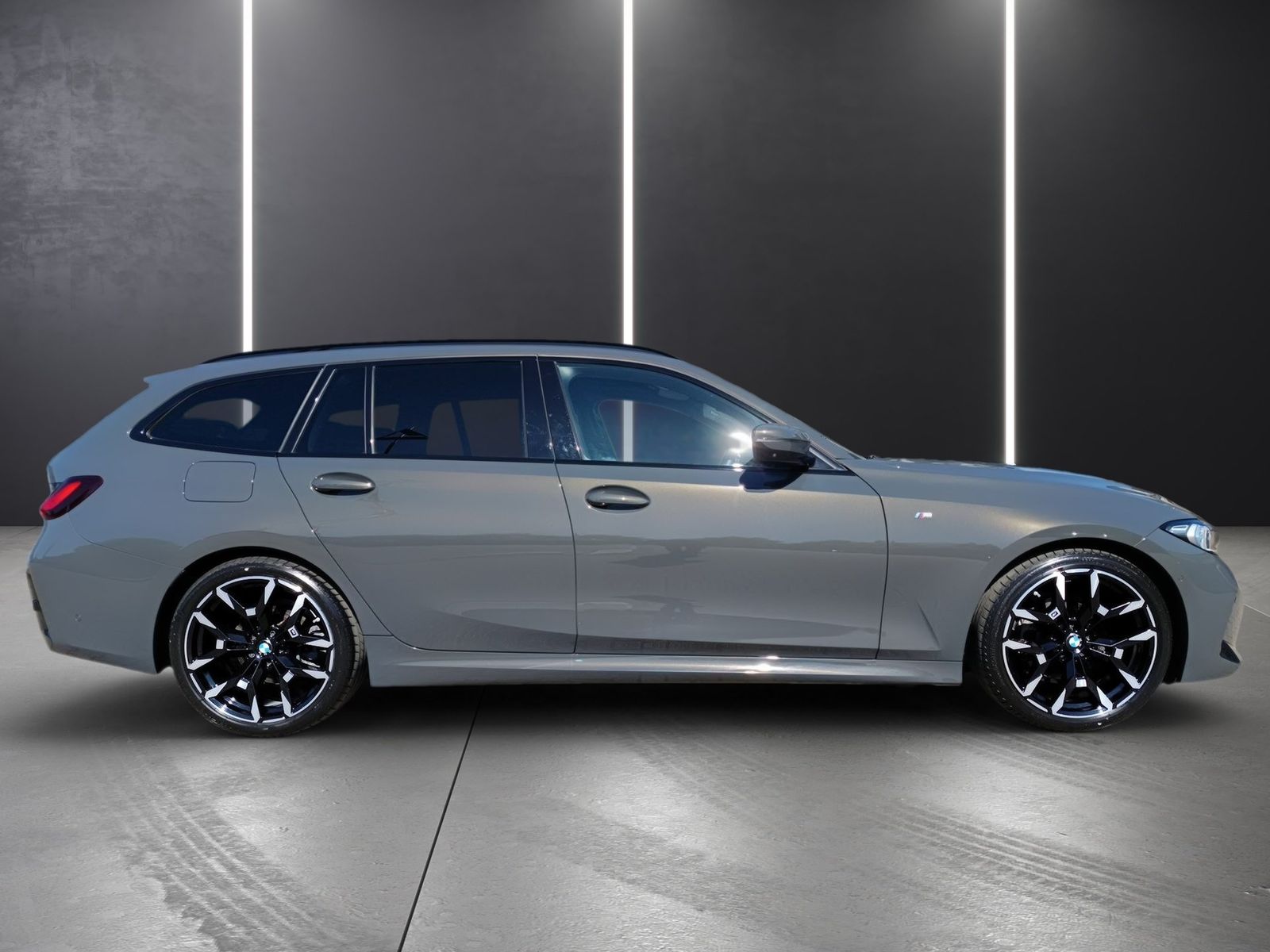BMW 320d Touring M SPORTPAKET ANH.KUPPLUNG LIVE COCK foto 5