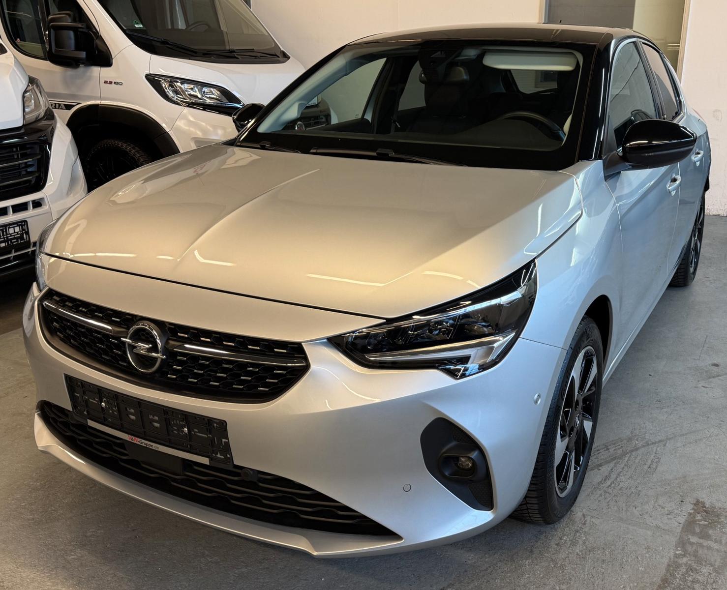 Opel Corsa F e Elegance/ 3 phasig/180° Kamera