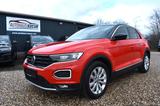 Volkswagen T-Roc Sport 4Motion LED AHK Applecar Automatik - mit Benzin-Antrieb: Rot, Kleinwagen