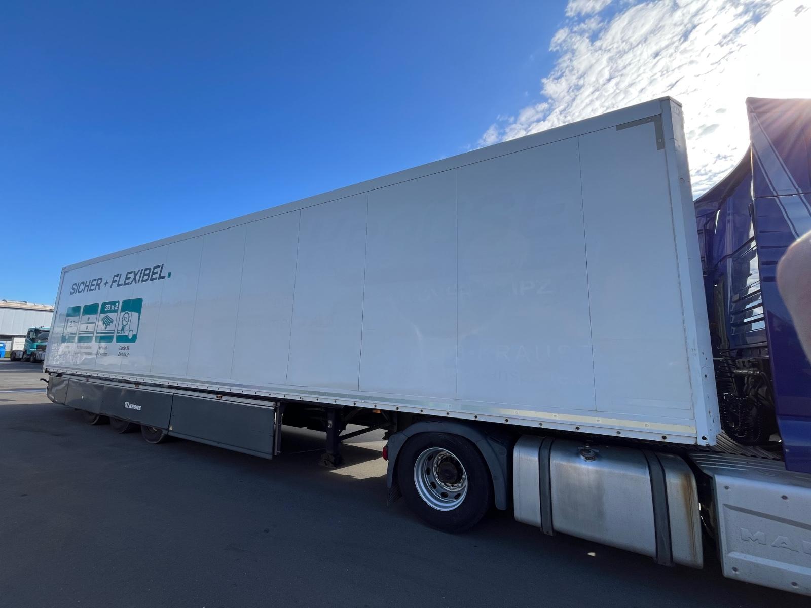 Krone Koffer Trockenfracht Liftachse Doppelstock vorb.