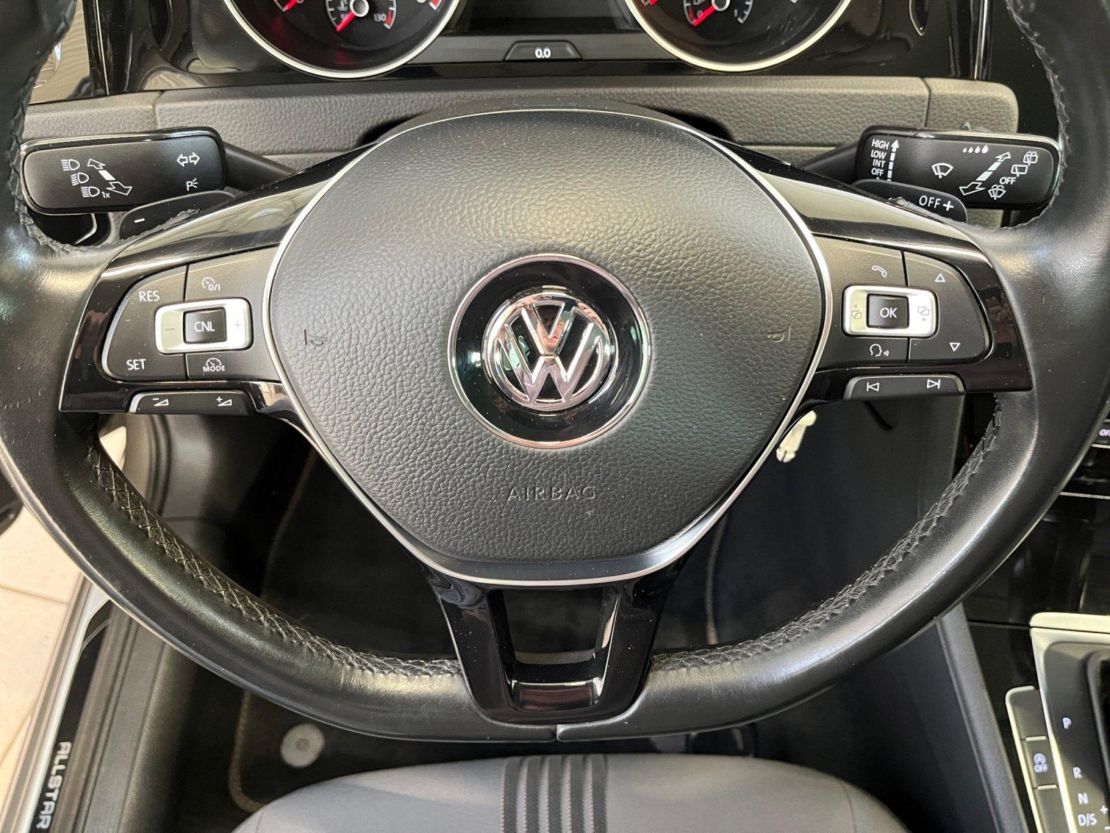 Volkswagen Golf VII Variant R-Line 1.4 TSI DSG BiXenon PDC
