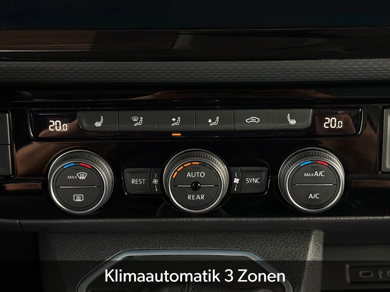 Fahrzeugabbildung Volkswagen T6.1 Multivan Highline Alcan. CAM ACC SHZ 3-Z KL