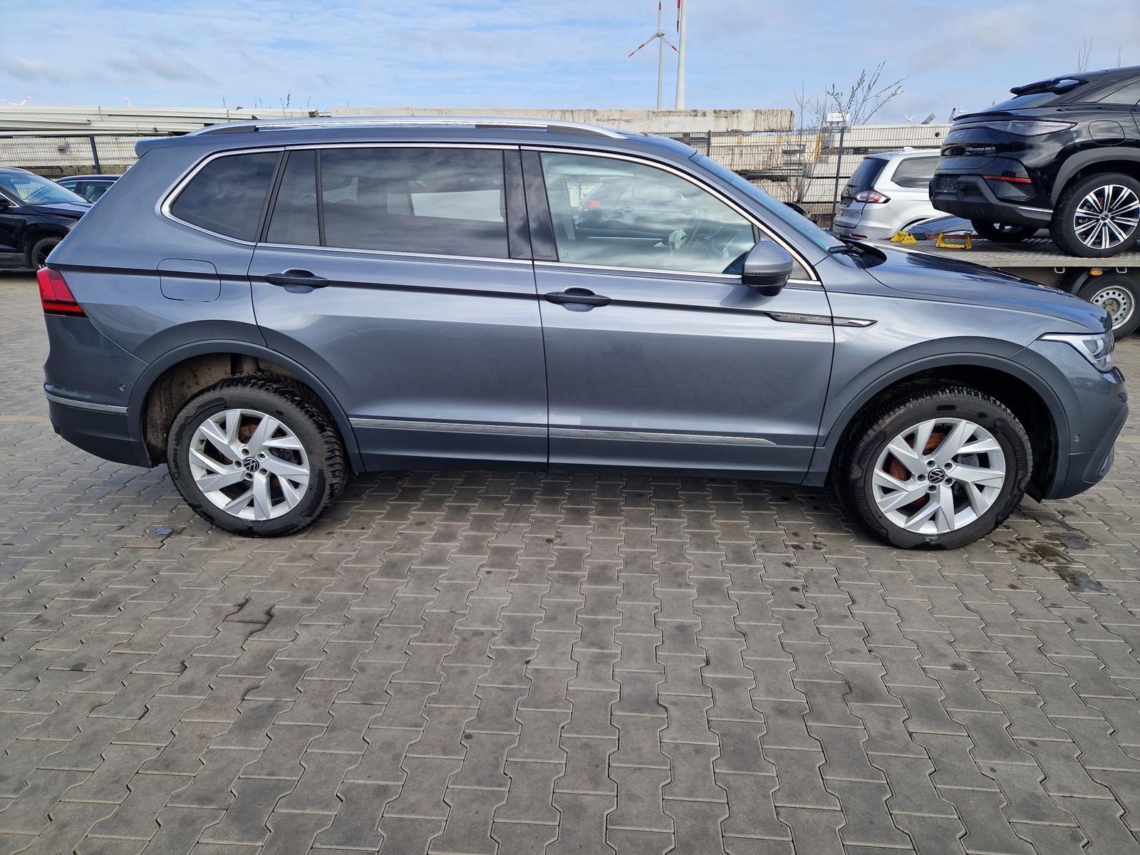 Volkswagen Tiguan Allspace 2.0 TDI Life Metallic