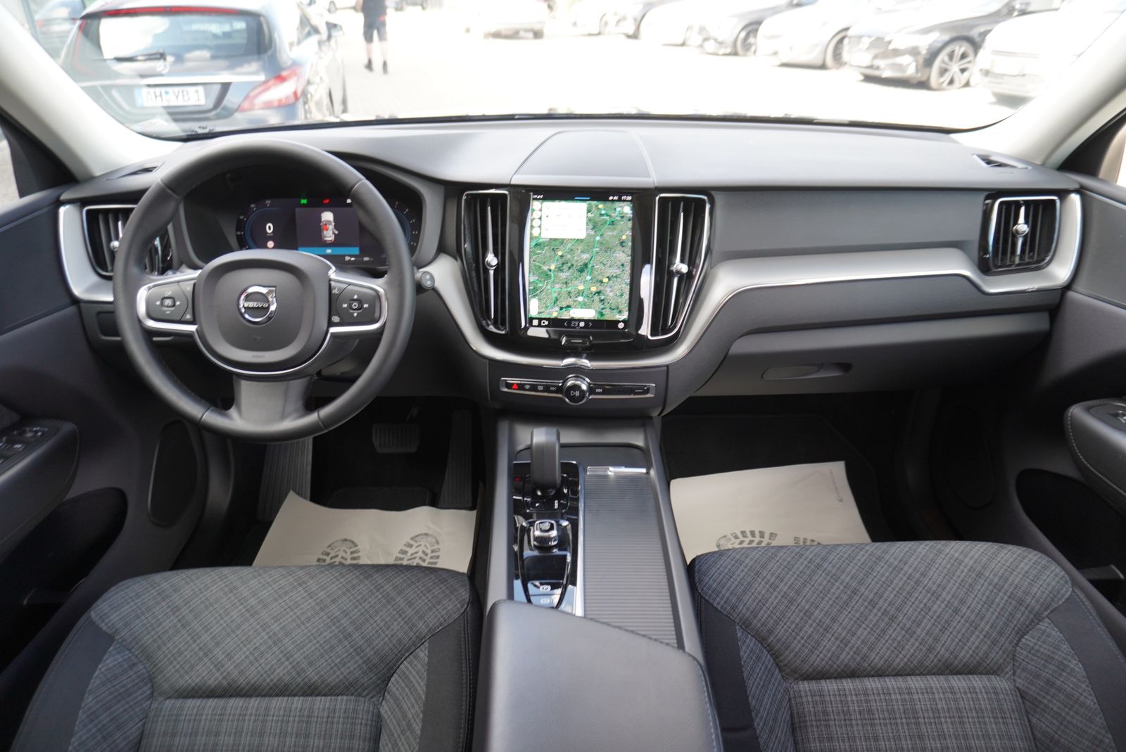 Volvo XC60 Core 2WD/Kamera/Navigation/LED/Virtual/DAB/ foto 13