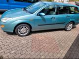 Ford Focus MK1 Kombi 1.6 16V - Ford Focus aus 1999: Kombi