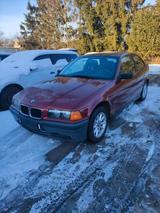 BMW E36 Compact 316i - BMW 316 aus 1995: Compact