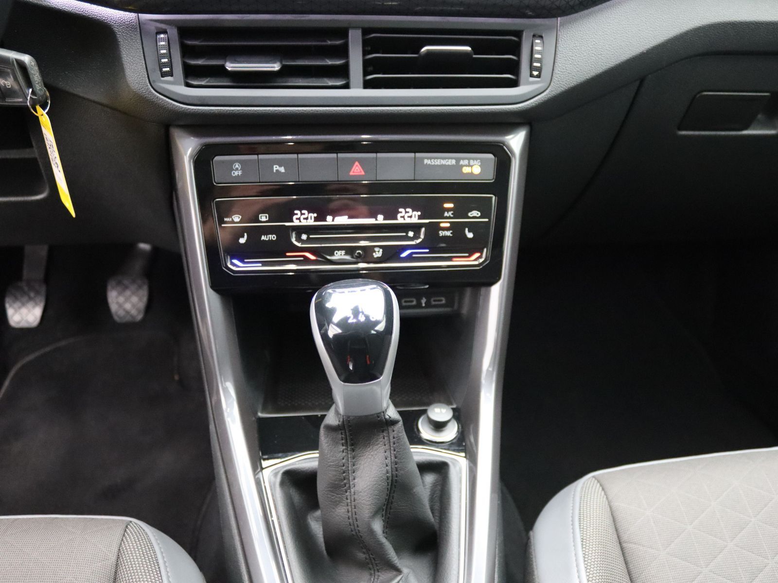 Volkswagen T-Cross - Bild 15