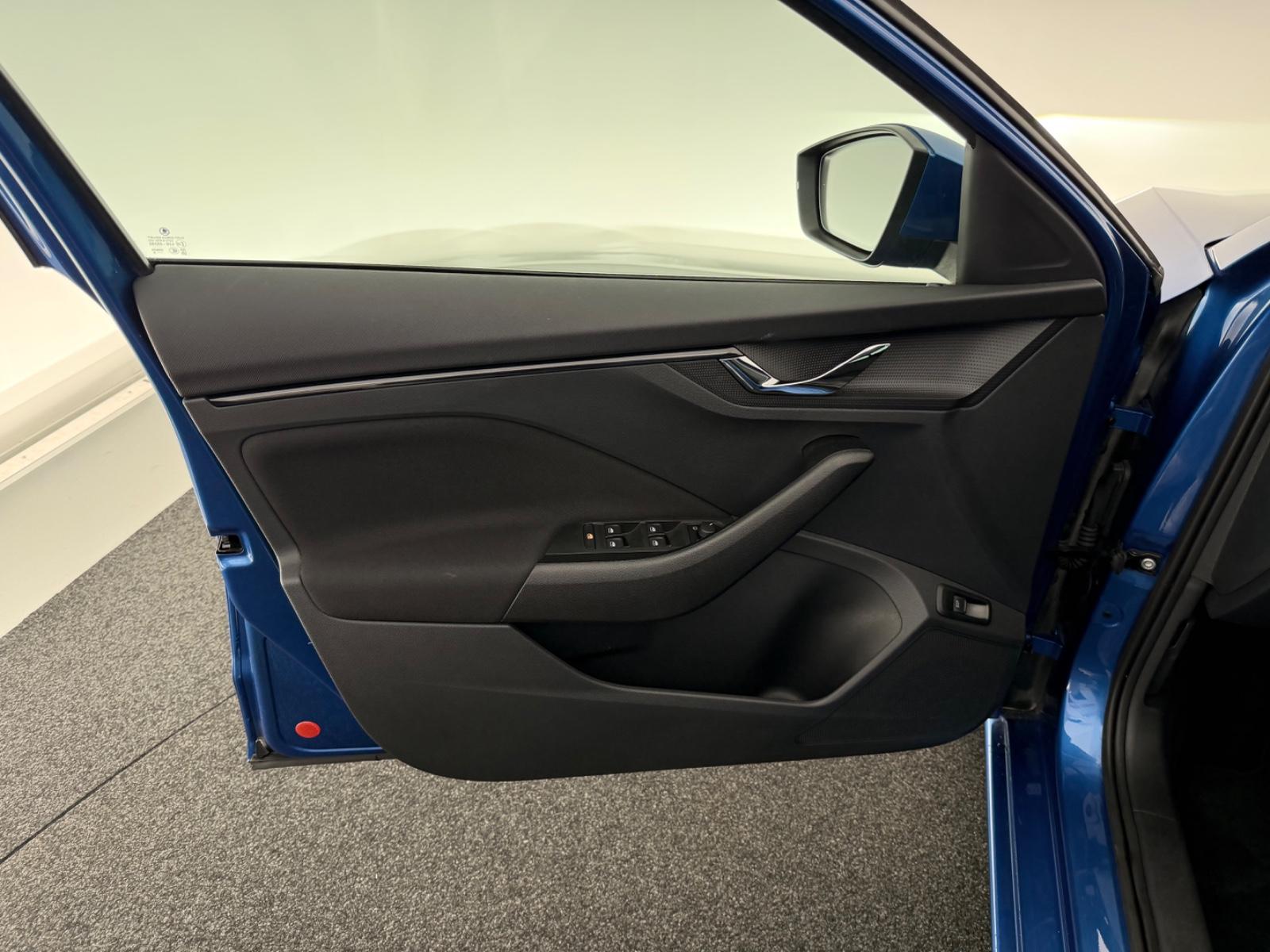 Skoda Scala 1.0 TSI*DRIVE 125*LED-R.KAM-LHZ-TEMPO-APP, миниатюра 22