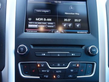 Bild 22 Ford Mondeo Turnier, Autom., LED, NAVi, SHZ, PDC v/h