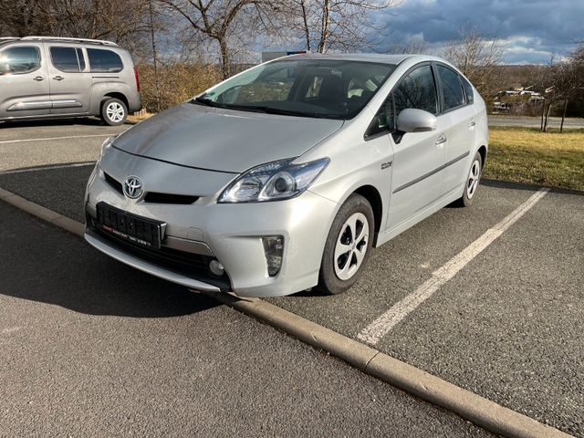 Toyota Prius Plug-in Hybrid Life