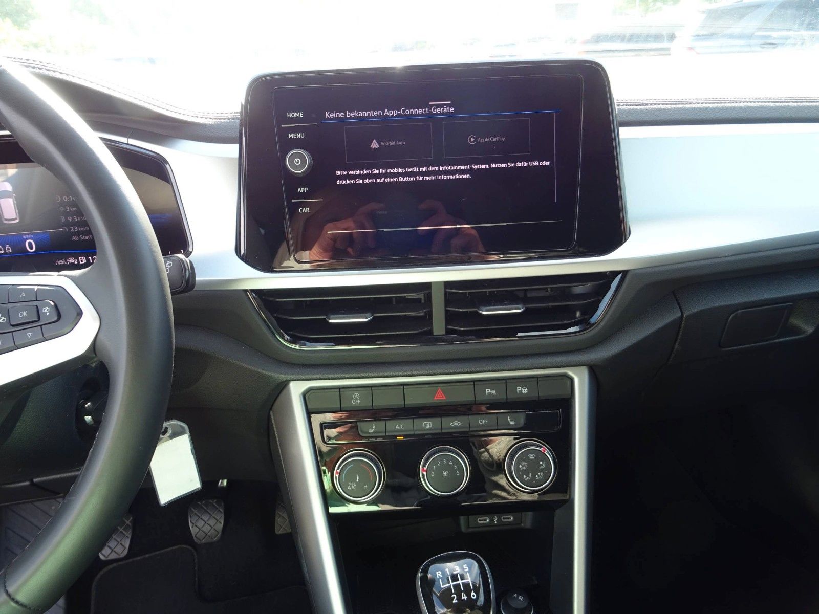 Volkswagen T-Roc 1.0 TSI Life Virt Led Navi/App PDC SHZ foto 10