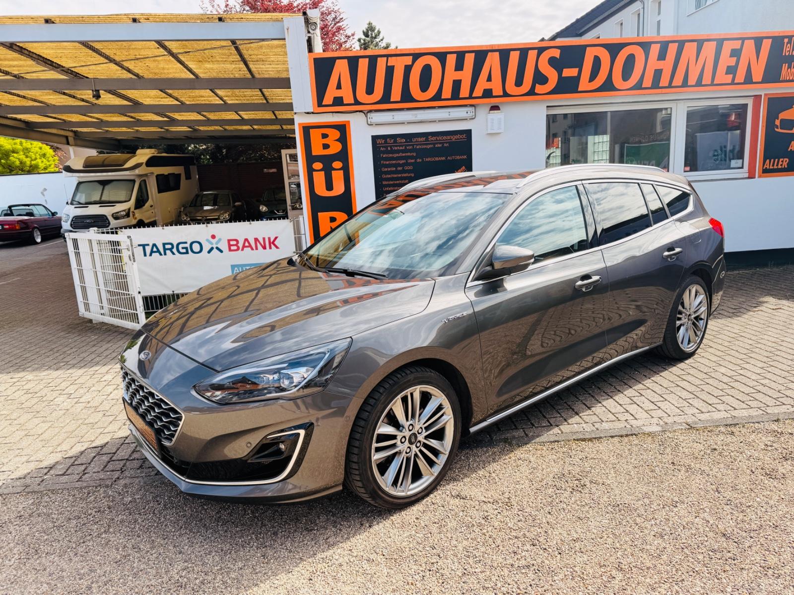 Ford Focus Turnier Vignale + Scheckheft + Wartung NEU