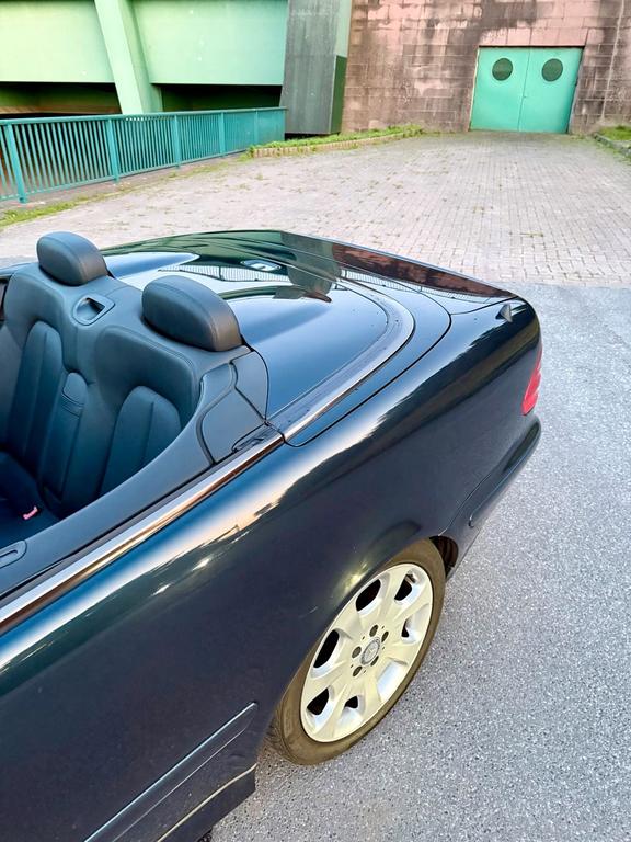 Mercedes-Benz CLK 200