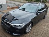 BMW 530d xDrive Touring A -