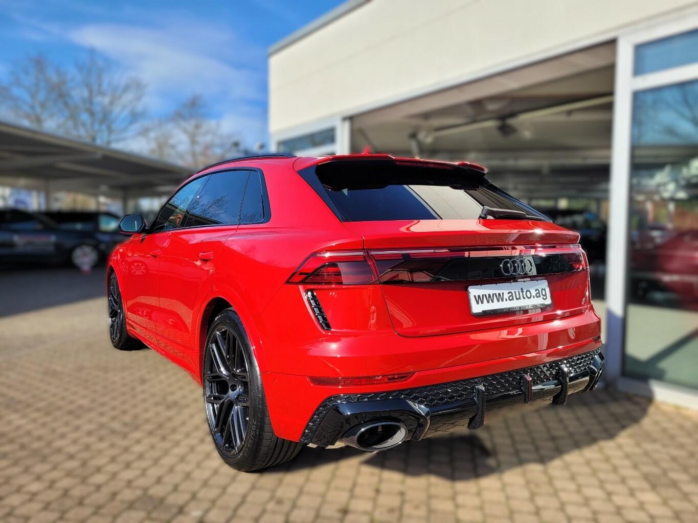 Audi RSQ8 performance 4.0 quattro*305 km/h*HUD*23"*St