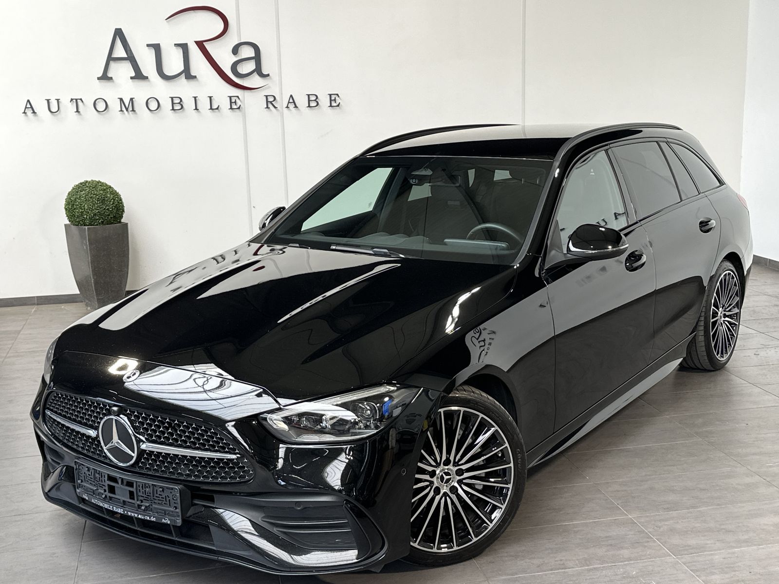 Fahrzeugabbildung Mercedes-Benz C 300d T AMG-Line NAV+LED+KAM+WIDESCREEN+19ZO+PP