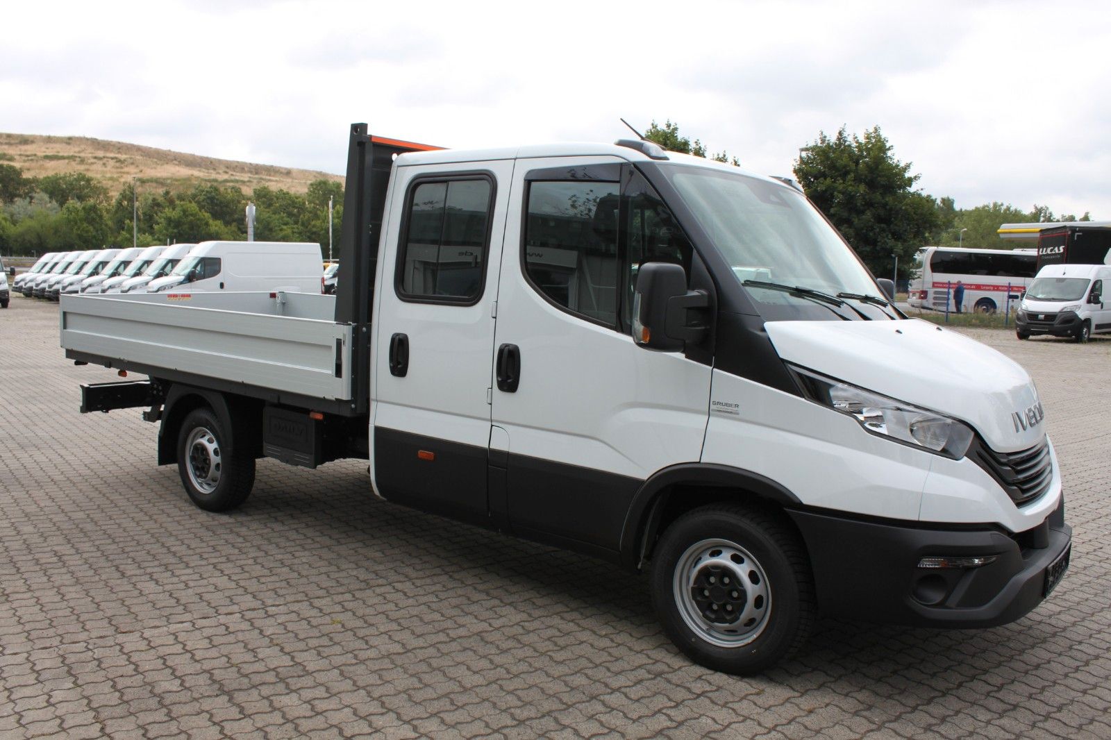 Fahrzeugabbildung Iveco Daily 35S16 3.0 Liter Diesel Standheizung