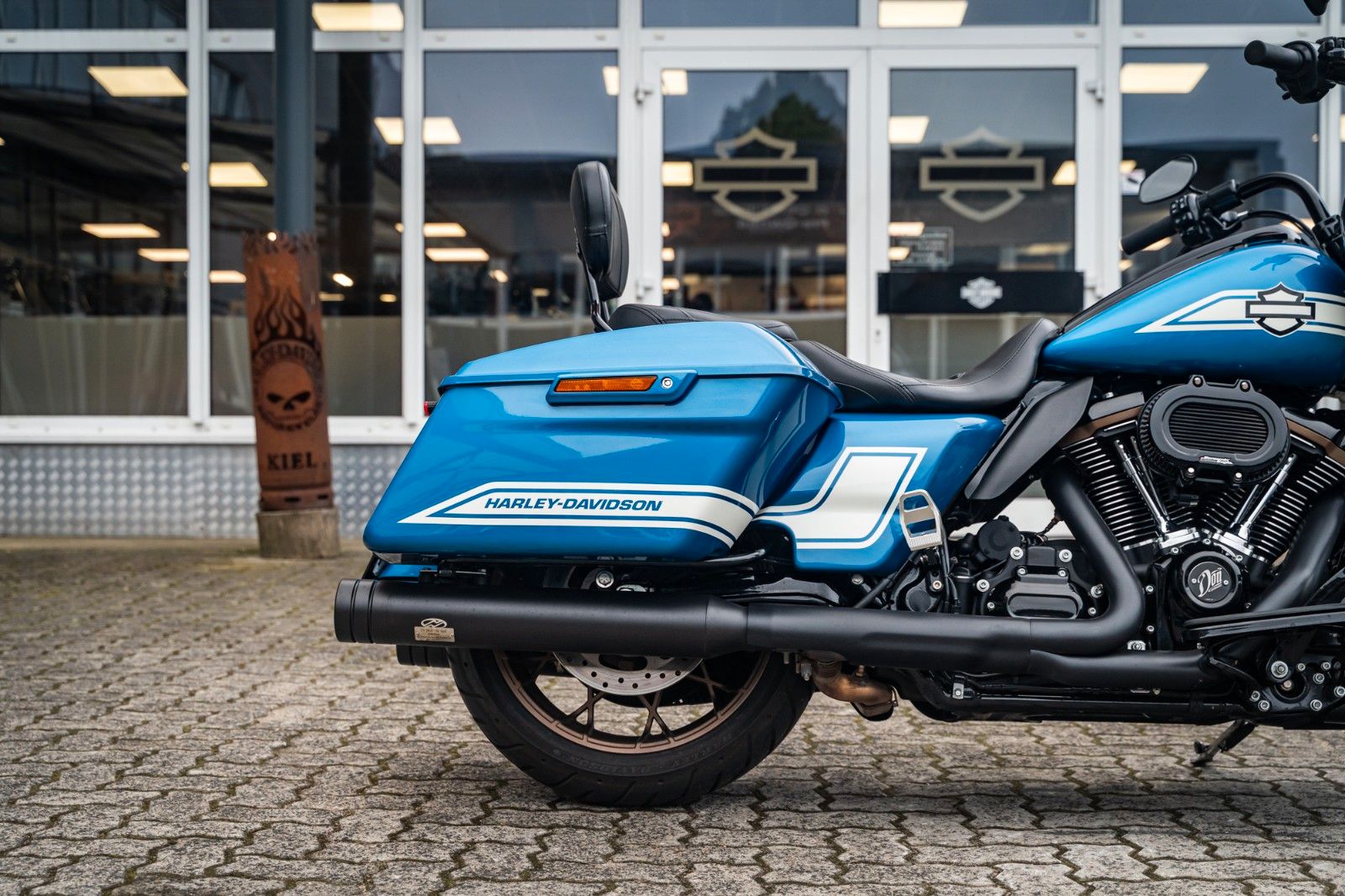 Fahrzeugabbildung Harley-Davidson FLTRXST Road Glide ST "Fast Johnnie" - Custom