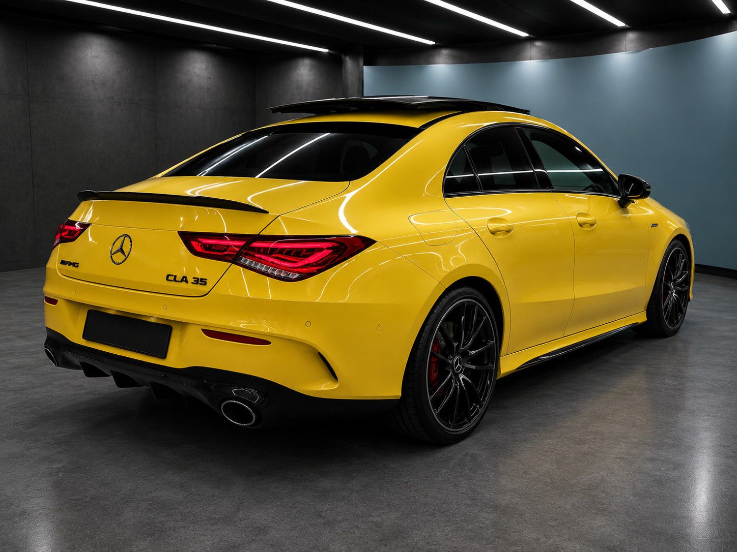 Mercedes-Benz CLA 35 AMG 4MATIC HUD PANORAMA 360 BURMESTER foto 5