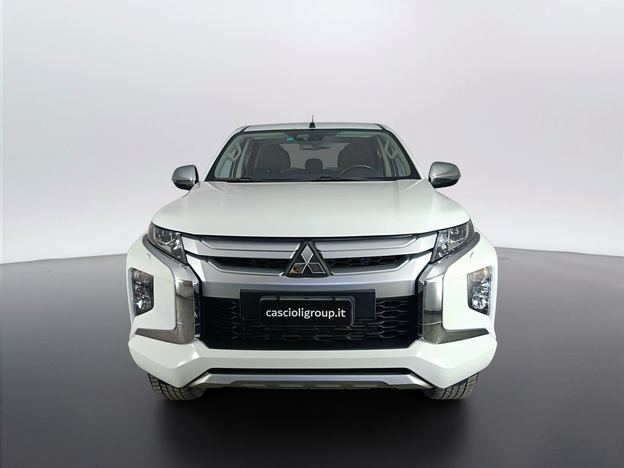 Mitsubishi MITSUBISHI L200 Cab VI 2019 - L200 d.cab 2.3d In imagem 2