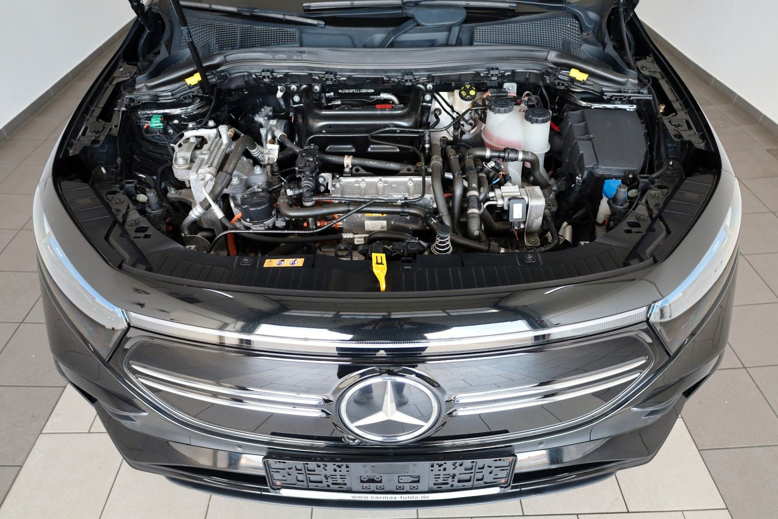 Fahrzeugabbildung Mercedes-Benz EQA 250 AMG-line, T.Leder,Navi,LED,SH,Kamera,DAB