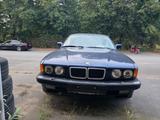 BMW 740 I V8 - BMW 740 aus 1994: 740i