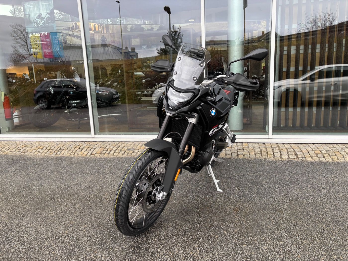 Fahrzeugabbildung BMW F 900 GS Dynamik-Paket