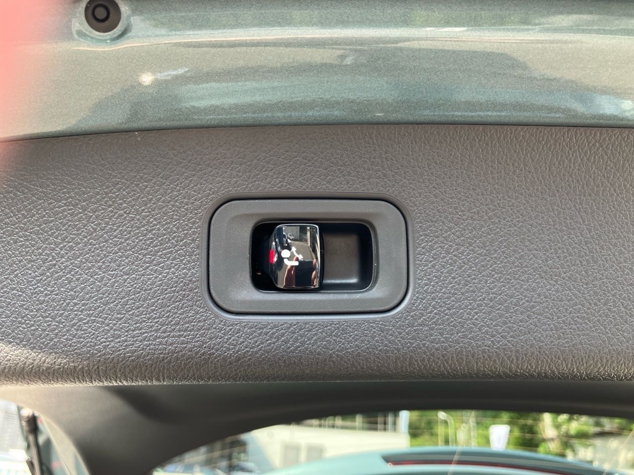 Fahrzeugabbildung Mercedes-Benz GLC 200 4MATIC Avantgarde AHK LED Kamera Keyless
