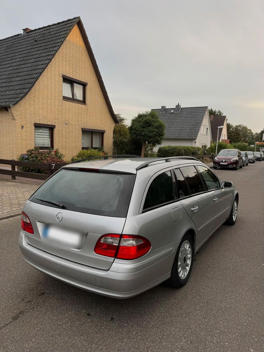 Mercedes-Benz 220 2004 — photo 5